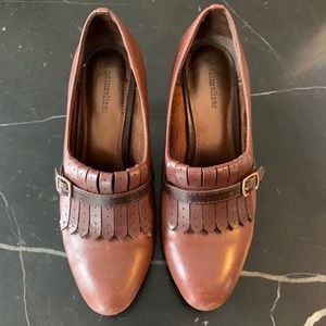 Naturalizer heel brown 6.5